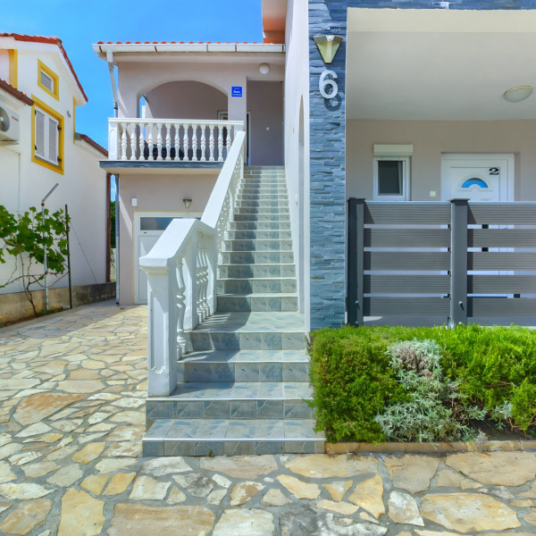 Apartment house Miljkovica, Apartments Miljkovica & Viric, Vir island, Croatia Vir
